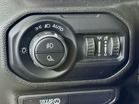 Used 2022 Jeep Gladiator Mojave w/ Dual Top Group AWD/4WD image 21