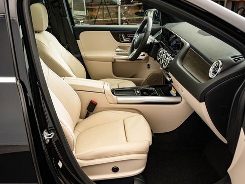 New 2026 Mercedes-Benz GLA 250 4MATIC image 25