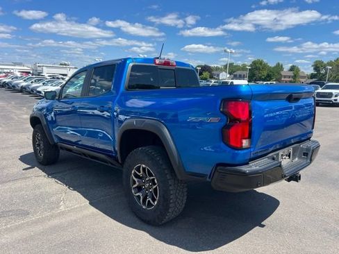 Used 2023 Chevrolet Colorado ZR2 w/ ZR2 Convenience Package III AWD/4WD image 8