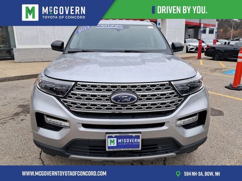 Used 2023 Ford Explorer Limited AWD/4WD image 8