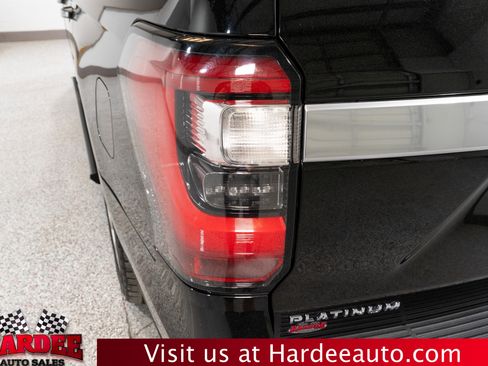 Used 2018 Ford Expedition Max Platinum image 9