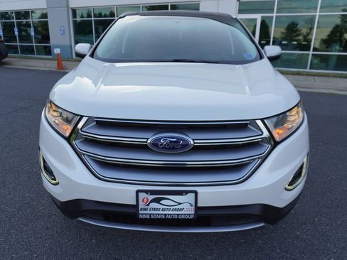 Used 2017 Ford Edge Titanium w/ Equipment Group 301A AWD/4WD image 3