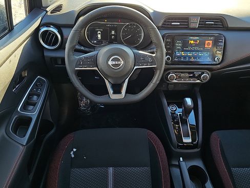 New 2025 Nissan Versa SR w/ Trunk Package image 7