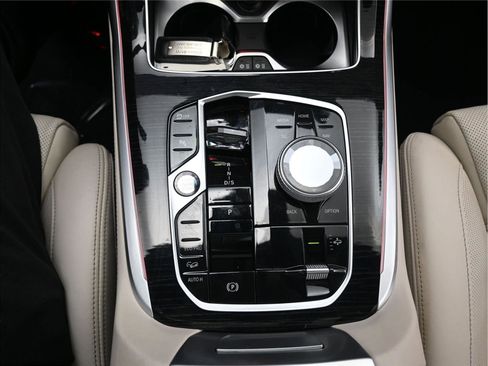 Used 2023 BMW X7 M60i w/ Executive Package AWD/4WD image 16