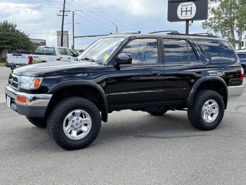 Used 1996 Toyota 4Runner SR5 AWD/4WD image 11
