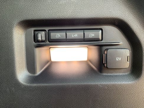 Used 2020 Ford Explorer Limited AWD/4WD image 11