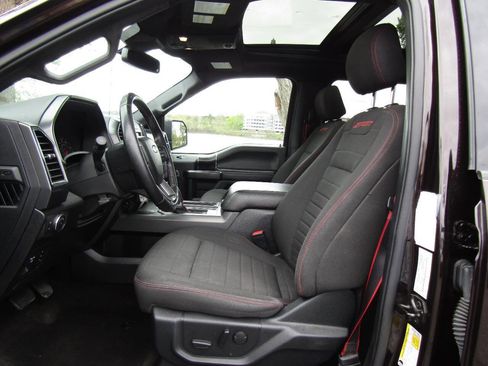 Used 2019 Ford F150 XLT w/ Equipment Group 302A Luxury AWD/4WD image 11