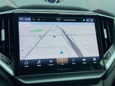 Used 2022 Maserati Ghibli F Tributo image 9