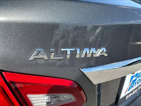 Used 2018 Nissan Altima 2.5 S w/ S Convenience Package FWD image 33