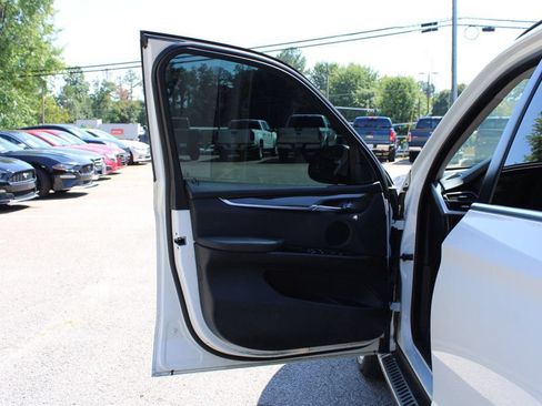 Used 2015 BMW X5 xDrive35i AWD/4WD image 13