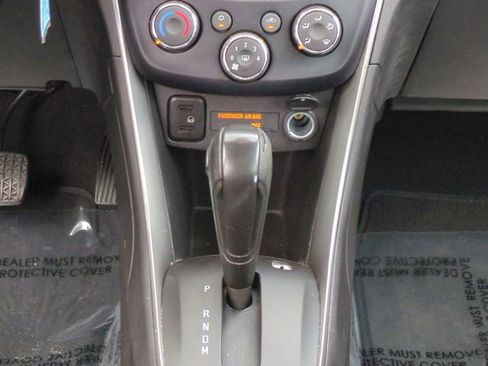 Used 2019 Chevrolet Trax LS FWD image 20