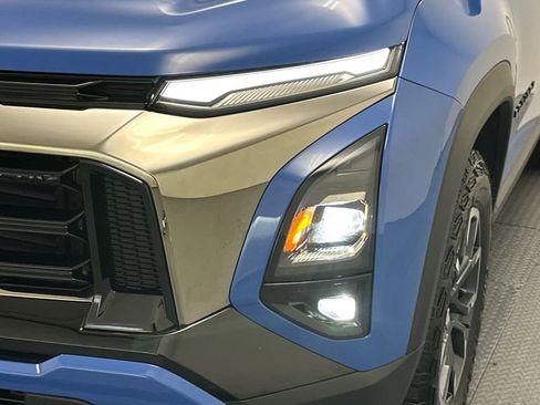 Used 2025 Chevrolet Equinox ACTIV w/ Safety and Technology Package image 23