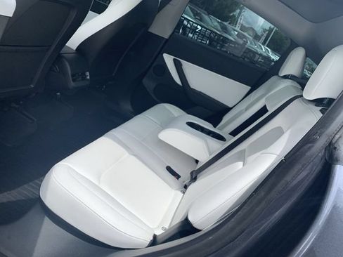 Used 2021 Tesla Model Y Performance AWD/4WD image 10