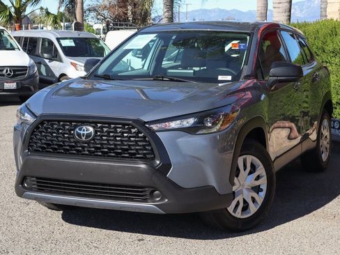 Used 2022 Toyota Corolla Cross L image 4