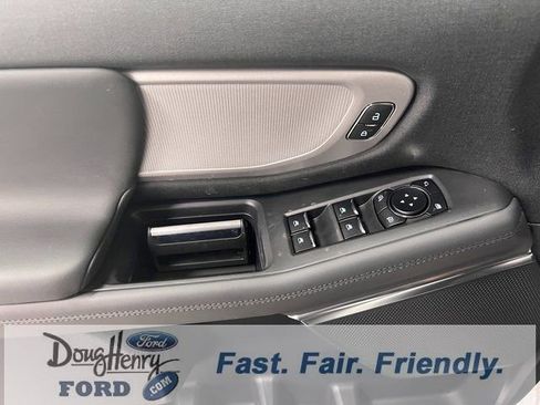 New 2026 Ford Expedition Active AWD/4WD image 24