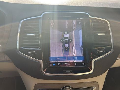 Used 2023 Volvo XC90 B6 Plus w/ Protection Package Premier image 24