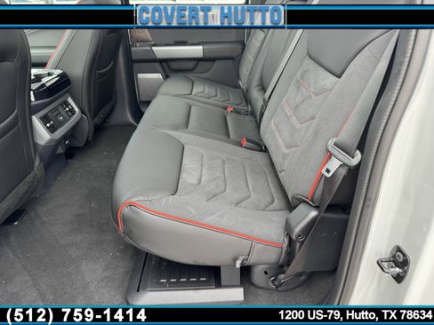 New 2026 Ford F250 Lariat w/ Black Appearance Package image 19