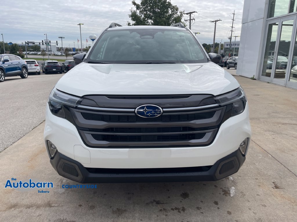 Used 2026 Subaru Forester Premium AWD/4WD image 8