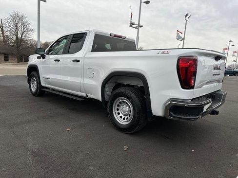 Used 2026 GMC Sierra 1500 Pro w/ Pro Value Package AWD/4WD image 4