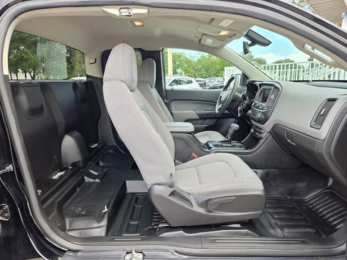 Used 2020 Chevrolet Colorado W/T RWD image 17