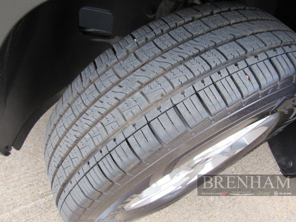 Used 2022 Hyundai Tucson SEL w/ Cargo Package AWD/4WD image 11