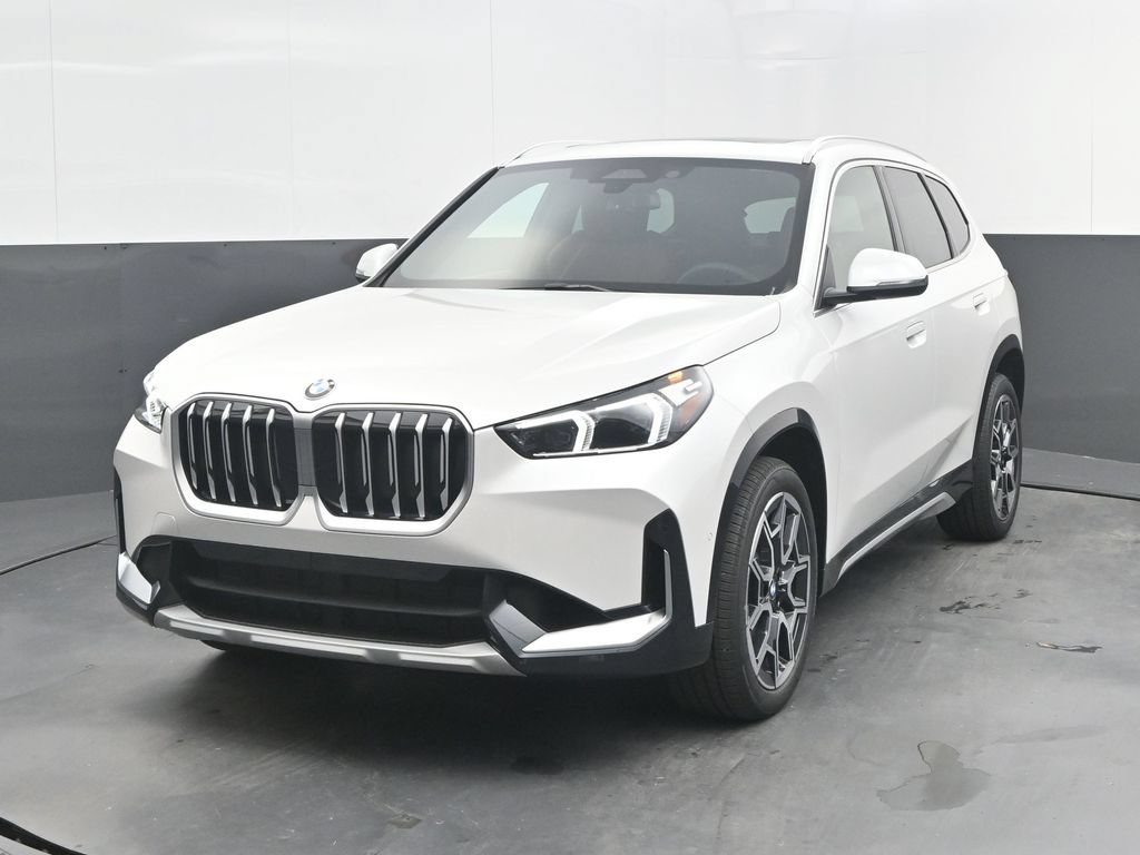 New 2027 BMW X1 xDrive28i AWD/4WD image 1