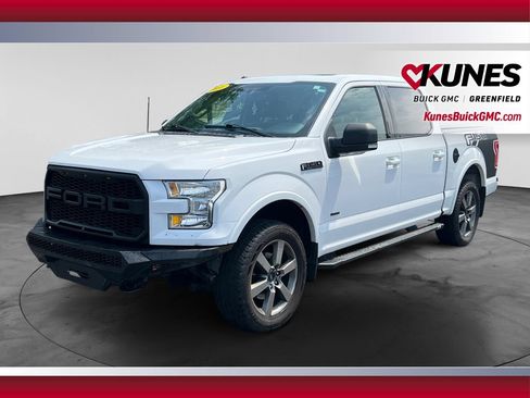 Used 2016 Ford F150 XLT w/ Equipment Group 302A Luxury AWD/4WD image 4