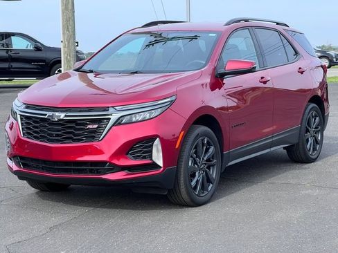 Used 2023 Chevrolet Equinox RS AWD/4WD image 38