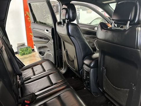 Used 2015 Jeep Grand Cherokee High Altitude RWD image 29