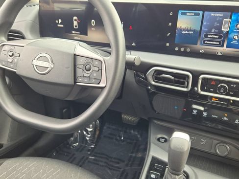 Used 2026 Nissan Sentra SV w/ Floor Mat Package FWD image 6