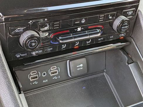 Certified 2024 Jeep Grand Cherokee L Laredo image 21