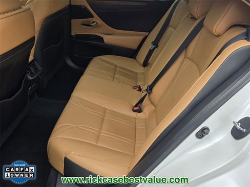Used 2023 Lexus ES 350 Ultra Luxury image 12