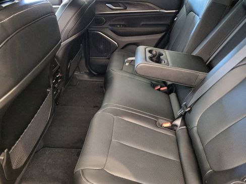 New 2025 Jeep Grand Cherokee Overland w/ Trailer Tow Package image 22