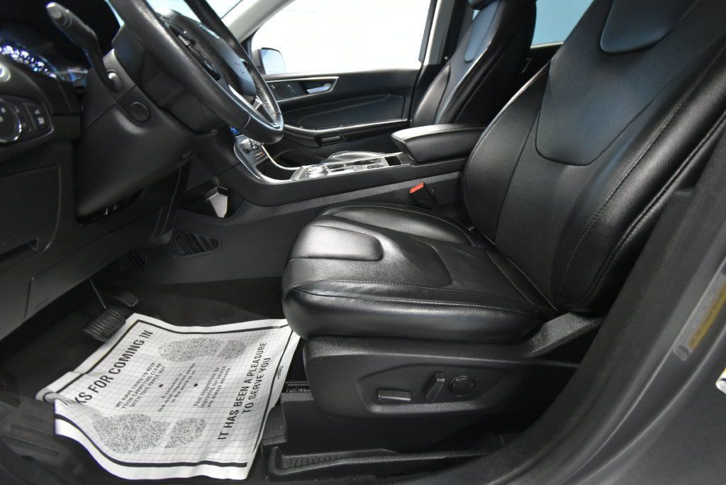 Used 2022 Ford Edge Titanium w/ Equipment Group 301A AWD/4WD image 9