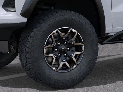 New 2026 Chevrolet Colorado ZR2 w/ Technology Package image 9