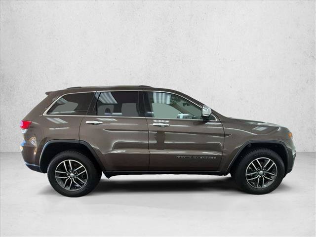 Used 2018 Jeep Grand Cherokee Limited w/ Luxury Group II AWD/4WD image 4