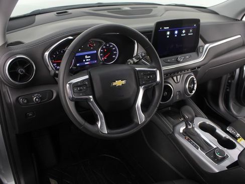Used 2024 Chevrolet Blazer LT w/ Convenience Package image 9