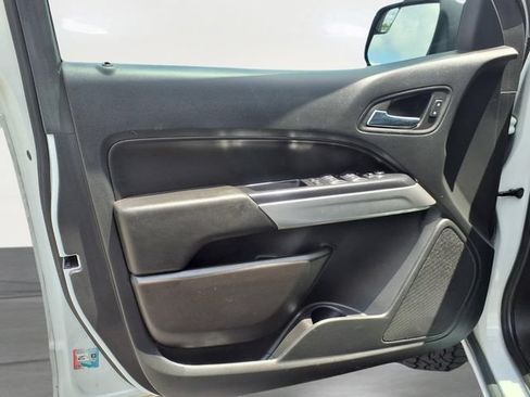 Used 2022 Chevrolet Colorado ZR2 AWD/4WD image 15