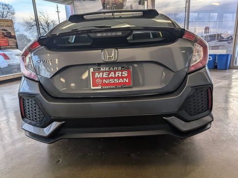 Used 2018 Honda Civic EX image 8
