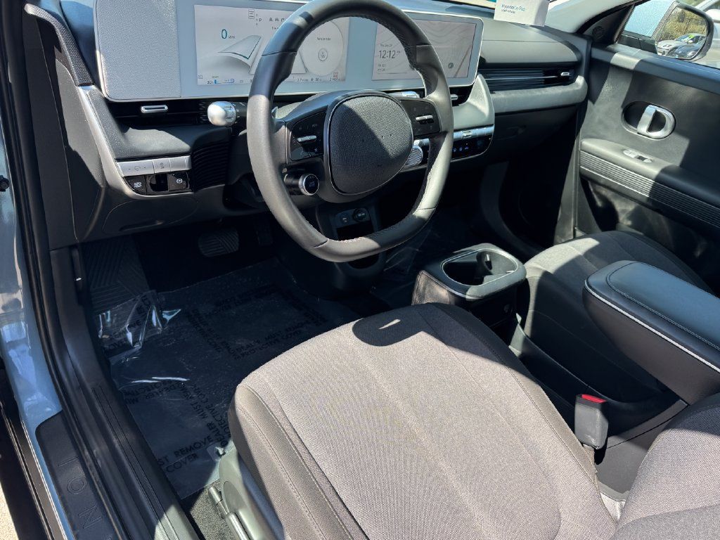 Certified 2024 Hyundai Ioniq 5 SE RWD image 16