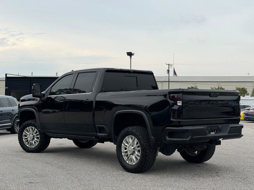 Used 2021 Chevrolet Silverado 2500 High Country w/ Z71 Off-Road Package AWD/4WD image 5