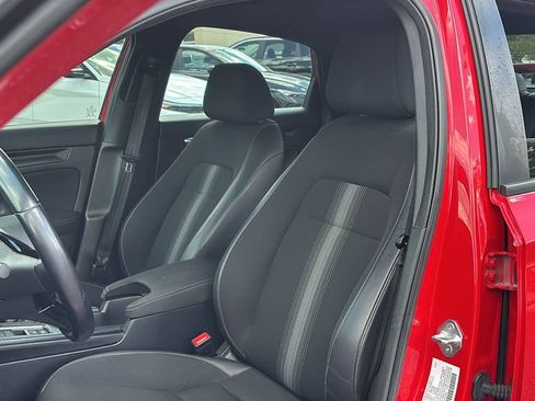 Used 2022 Honda Civic Sport image 10