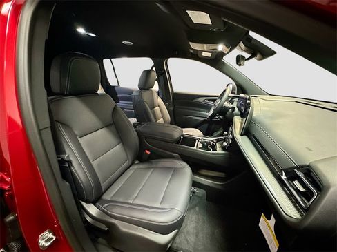 New 2026 Chevrolet Traverse LT w/ Driver Confidence Package image 31