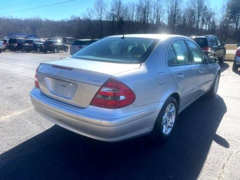 Used 2004 Mercedes-Benz E 320 4MATIC Sedan image 5
