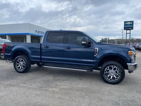 Used 2020 Ford F250 Lariat w/ Lariat Value Package image 6