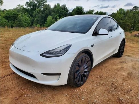 Used 2020 Tesla Model Y Performance AWD/4WD image 10