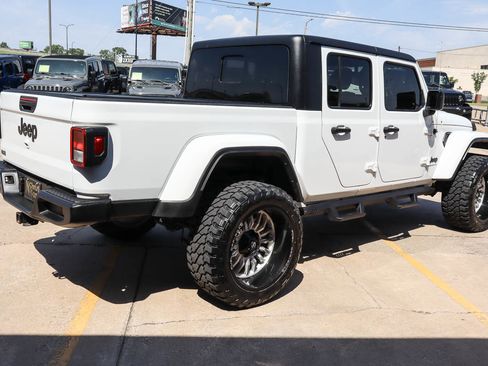 Used 2023 Jeep Gladiator Sport AWD/4WD image 5