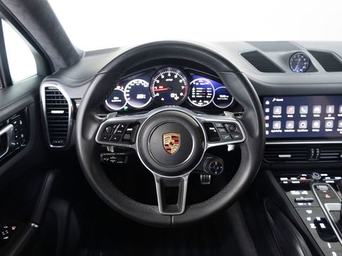 Certified 2023 Porsche Cayenne GTS AWD/4WD image 16