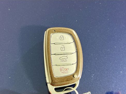 Used 2018 Hyundai Elantra Value Edition image 36