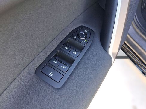 New 2026 BMW iX xDrive60 w/ Premium Package image 20